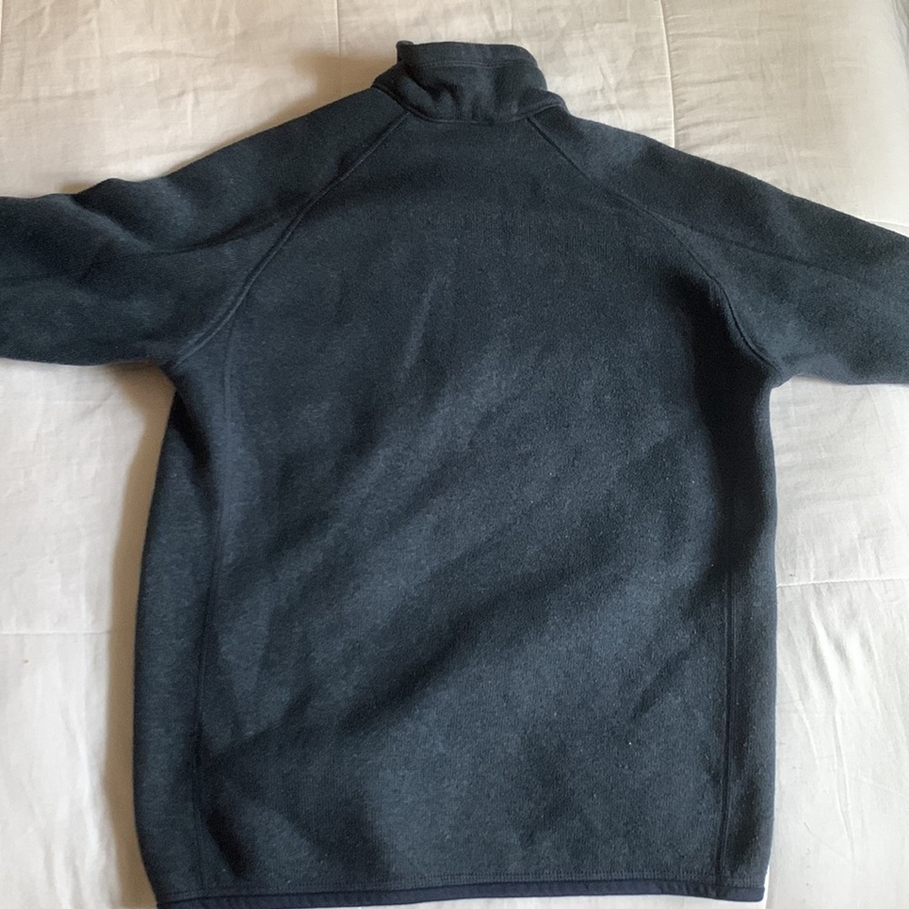 Patagonia Quarter Zip - Picture 3 of 3